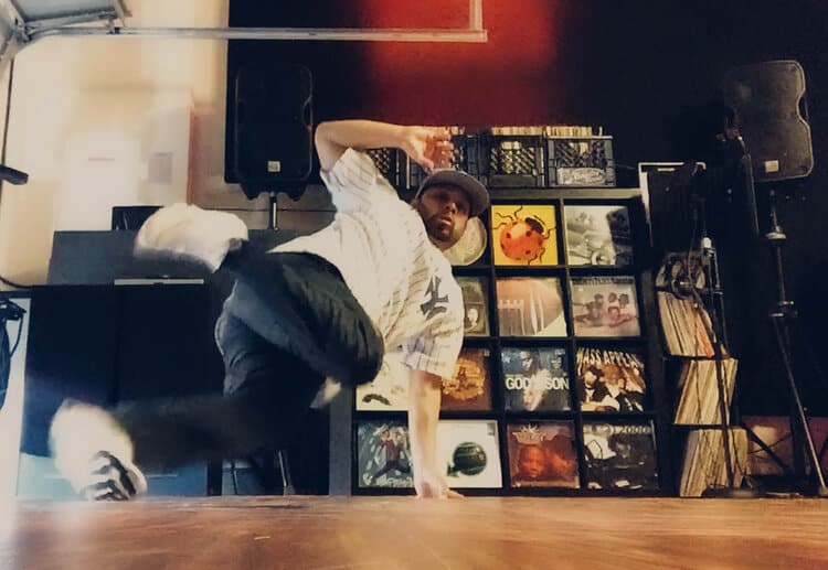 BBoy Finesse, “Sisi’”   Classes Taught:  Breakdance, Tumbling and Preschool  Previous AcroSports Offsite + Outreach Manager [@bboyfinesse]