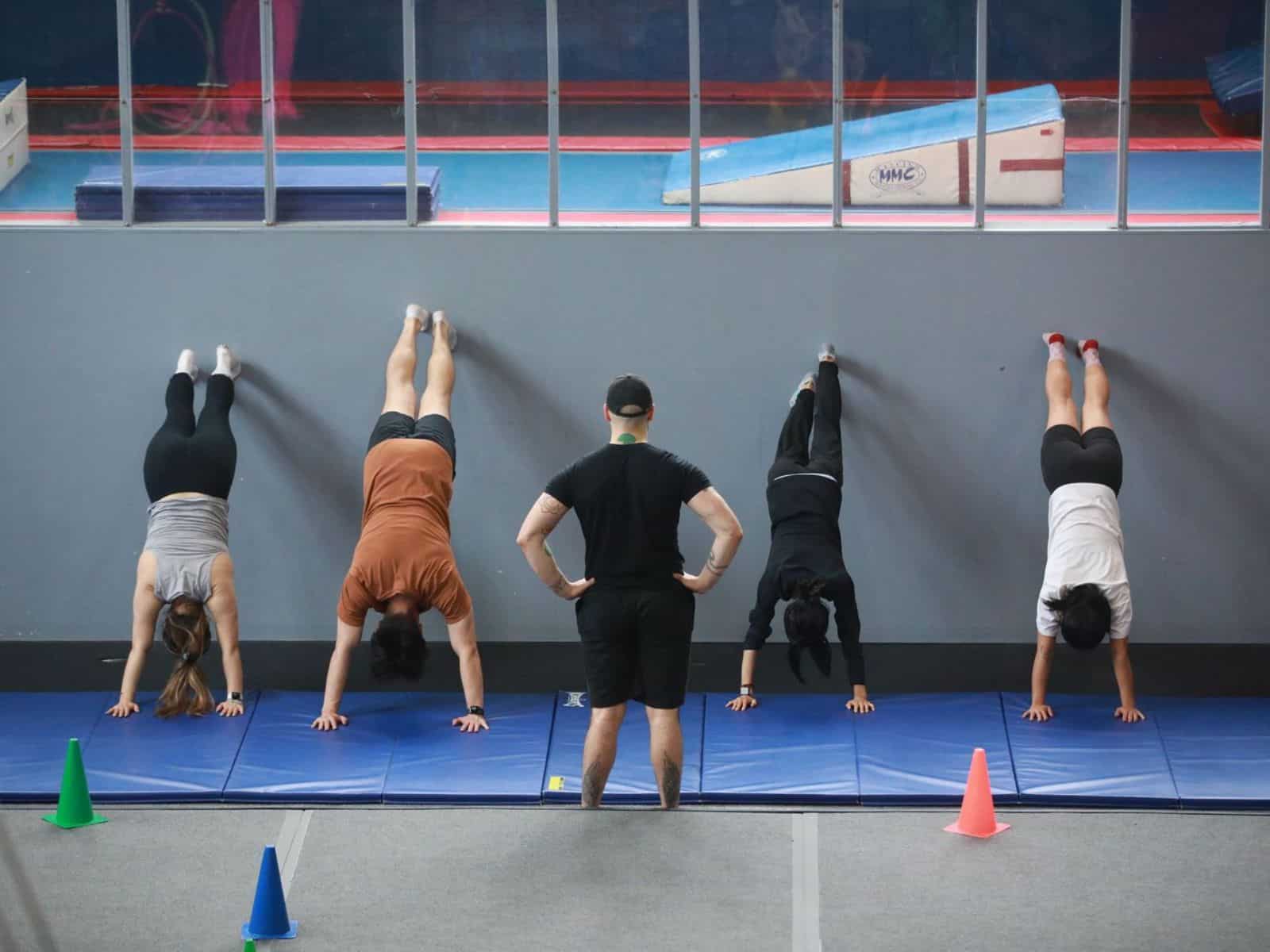 AcroSports Adult Classes - Handbalancing
